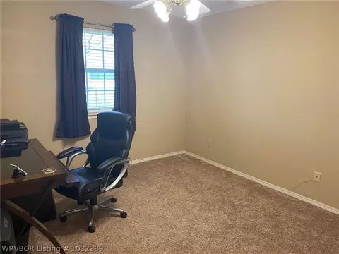 923 Valley Loop, Greenwood, AR 72936 photo 15