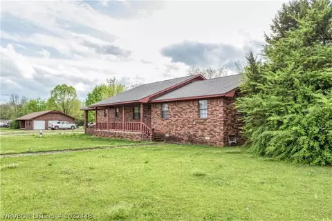 409 Maple St, Hartford, AR 72938 photo 3