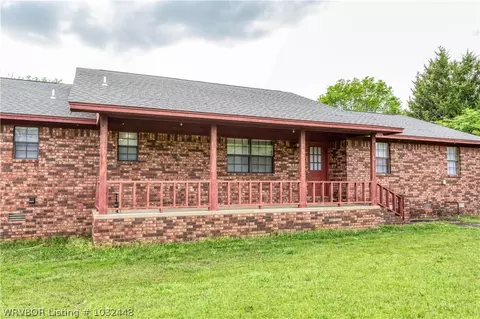 409 Maple St, Hartford, AR 72938 photo 2