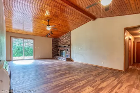 409 Maple St, Hartford, AR 72938 photo 6