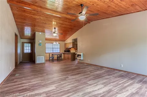 409 Maple St, Hartford, AR 72938 photo 8