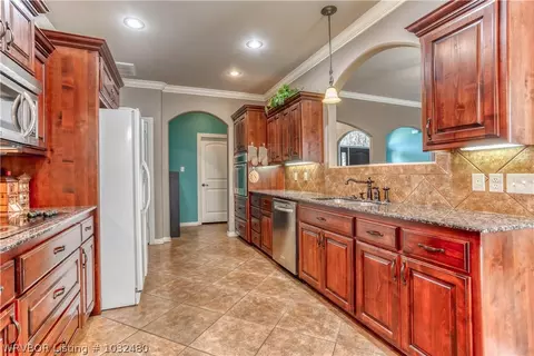2834 Lakeview Pt, Fort Smith, AR 72903 photo 11