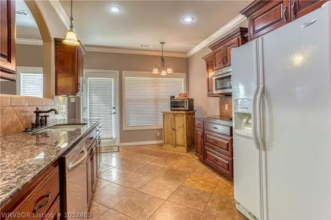 2834 Lakeview Pt, Fort Smith, AR 72903 photo 10