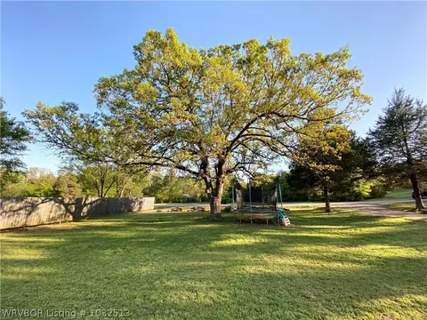 8106 Dugan Dr, Hackett, AR 72937 photo 4