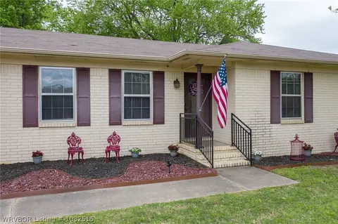1317 Meadow Cir, Fort Smith, AR 72908 photo 1