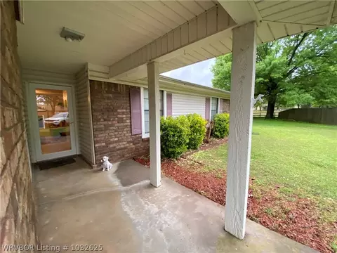 3306 Caitlin Ct, Fort Smith, AR 72908 photo 4