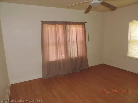 406 3rd St, Ozark, AR 72949 photo 7