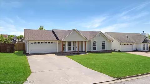 1113 Ruby Dr, Van Buren, AR 72956 photo 1