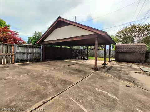 2000 70th St, Fort Smith, AR 72903 photo 13