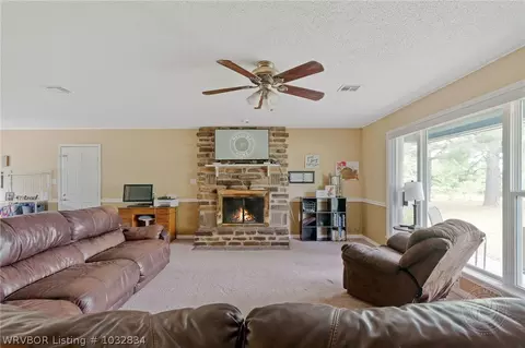 11904 Donahoe Bnd, Fort Smith, AR 72916 photo 2
