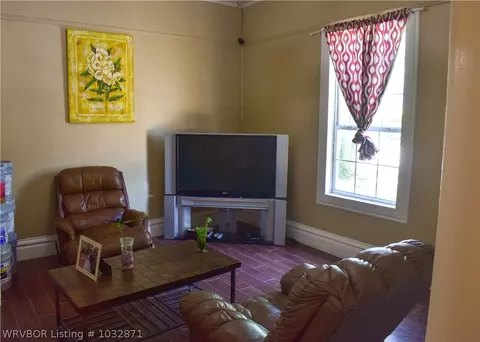 908 N 35th St, Fort Smith, AR 72903 photo 3
