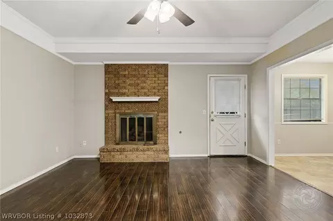 2909 Riverbend Dr, Fort Smith, AR 72903 photo 3