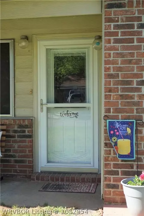 1104 P St, Barling, AR 72923 photo 5