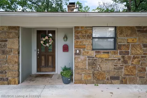 8504 Sebastian Lake Dr, Hackett, AR 72937 photo 3