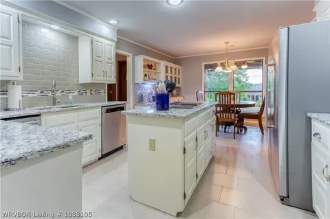 1405 Oak Knolls Cir, Fort Smith, AR 72903 photo 11