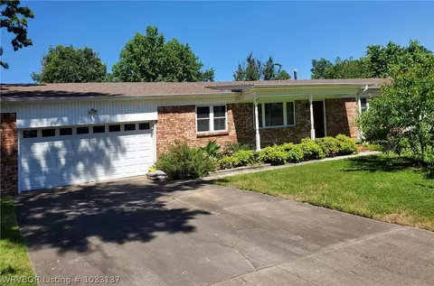 8200 N Holly Ave, Fort Smith, AR 72908 photo 2