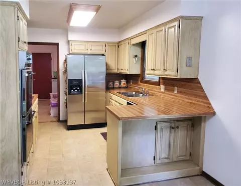 8200 N Holly Ave, Fort Smith, AR 72908 photo 4