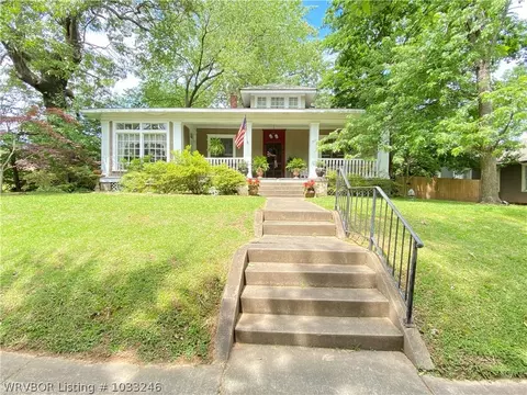 301 Lecta Ave, Fort Smith, AR 72901 photo 1