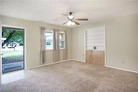 202 Cleaver St, Pocola, OK 74902 photo 2