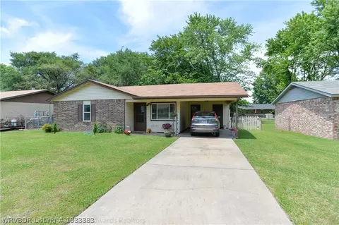 3225 Holyoke Ave, Fort Smith, AR 72908 photo 1