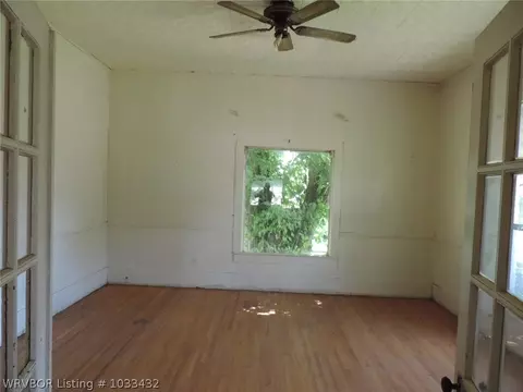 502 Market St, Ozark, AR 72949 photo 4
