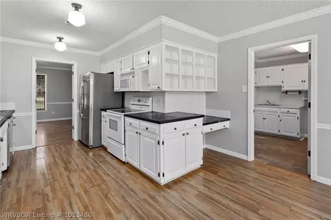 113 N Albert Pike Ave, Fort Smith, AR 72903 photo 6