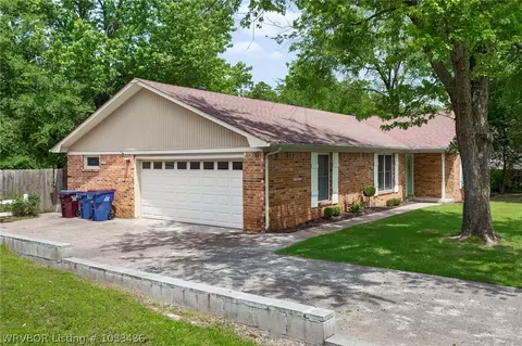 113 N Albert Pike Ave, Fort Smith, AR 72903 photo 17