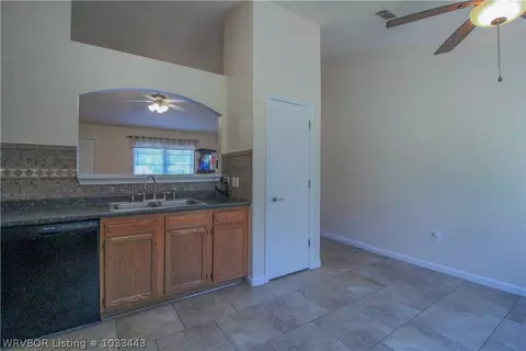 1006 J St, Barling, AR 72923 photo 8