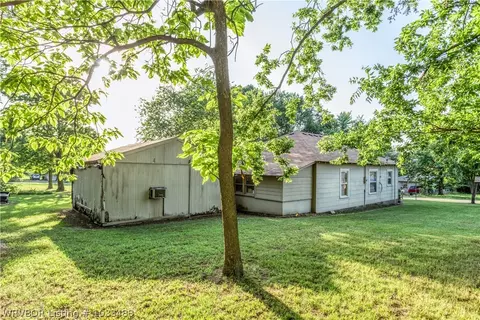 509 Martin St, Huntington, AR 72940 photo 4