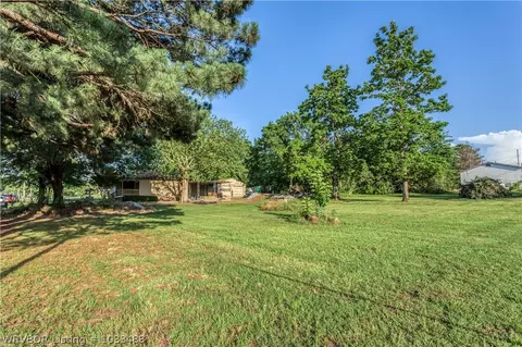 509 Martin St, Huntington, AR 72940 photo 5