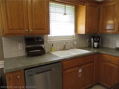 7508 Red Pine Dr, Fort Smith, AR 72916 photo 12