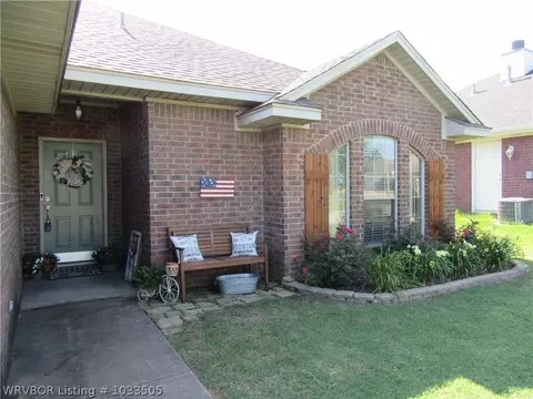 7508 Red Pine Dr, Fort Smith, AR 72916 photo 2