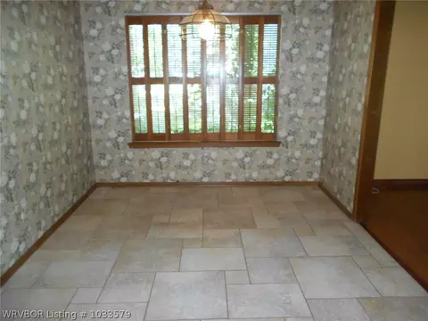 8601 Meadow Dr, Fort Smith, AR 72908 photo 4
