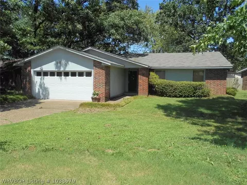 8601 Meadow Dr, Fort Smith, AR 72908 photo 1