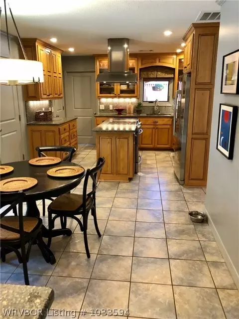 10525 Meandering Ct, Fort Smith, AR 72903 photo 8