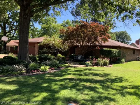 10525 Meandering Ct, Fort Smith, AR 72903 photo 2