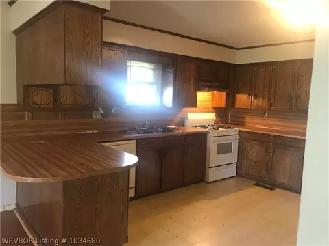 4115 Hon Ave, Fort Smith, AR 72903 photo 3