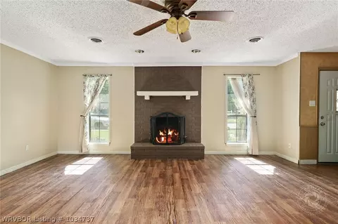 8720 S 32nd Ter, Fort Smith, AR 72908 photo 2