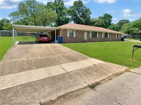 2702 Bluff Ave, Fort Smith, AR 72901 photo 2