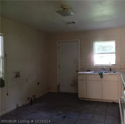 3616 46th St, Fort Smith, AR 72904 photo 5