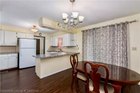 561 E Badger Lee Rd, Sallisaw, OK 74955 photo 5