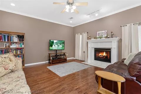 1001 2nd Ter, Barling, AR 72923 photo 4