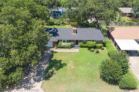 3917 Gary St, Fort Smith, AR 72903 photo 2