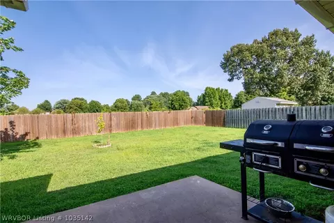 105 Village Dr, Lavaca, AR 72941 photo 17