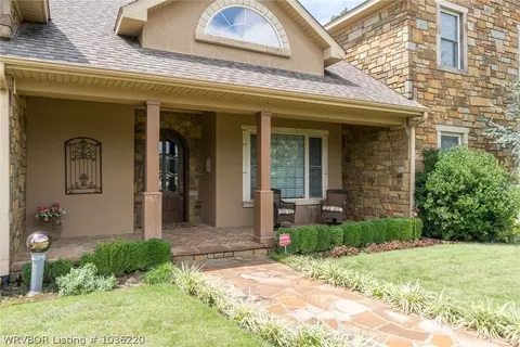 8520 Sebastian Lake Dr, Hackett, AR 72937 photo 5