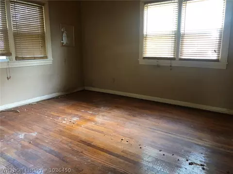 2400 S R St, Fort Smith, AR 72901 photo 8