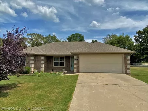 1908 Odell Ln, Alma, AR 72921 photo 1
