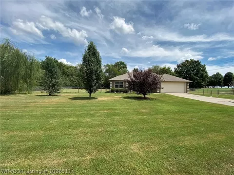 1908 Odell Ln, Alma, AR 72921 photo 4
