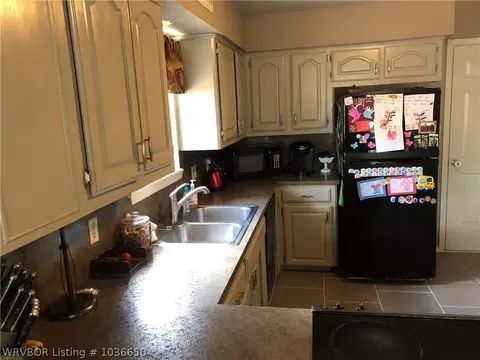 2204 Moody Rd, Barling, AR 72923 photo 3