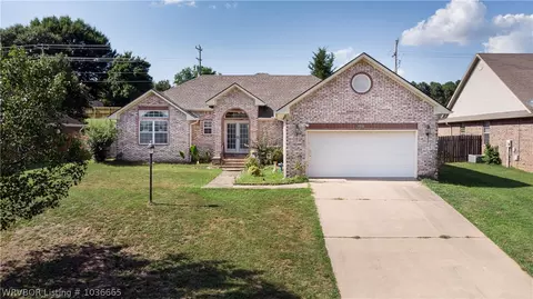 9711 E Pointe Dr, Fort Smith, AR 72903 photo 1